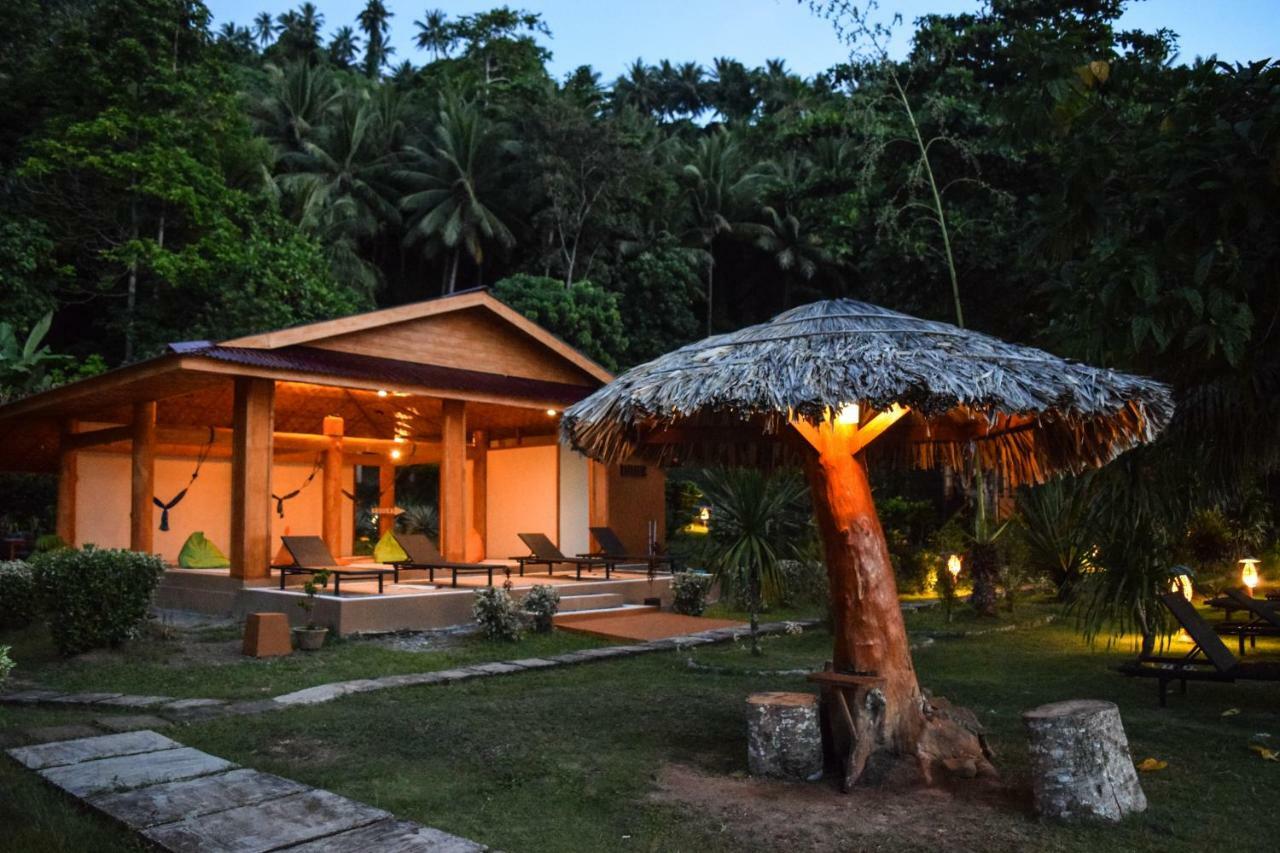 Two Fish Resort Lembeh Bitung Luaran gambar